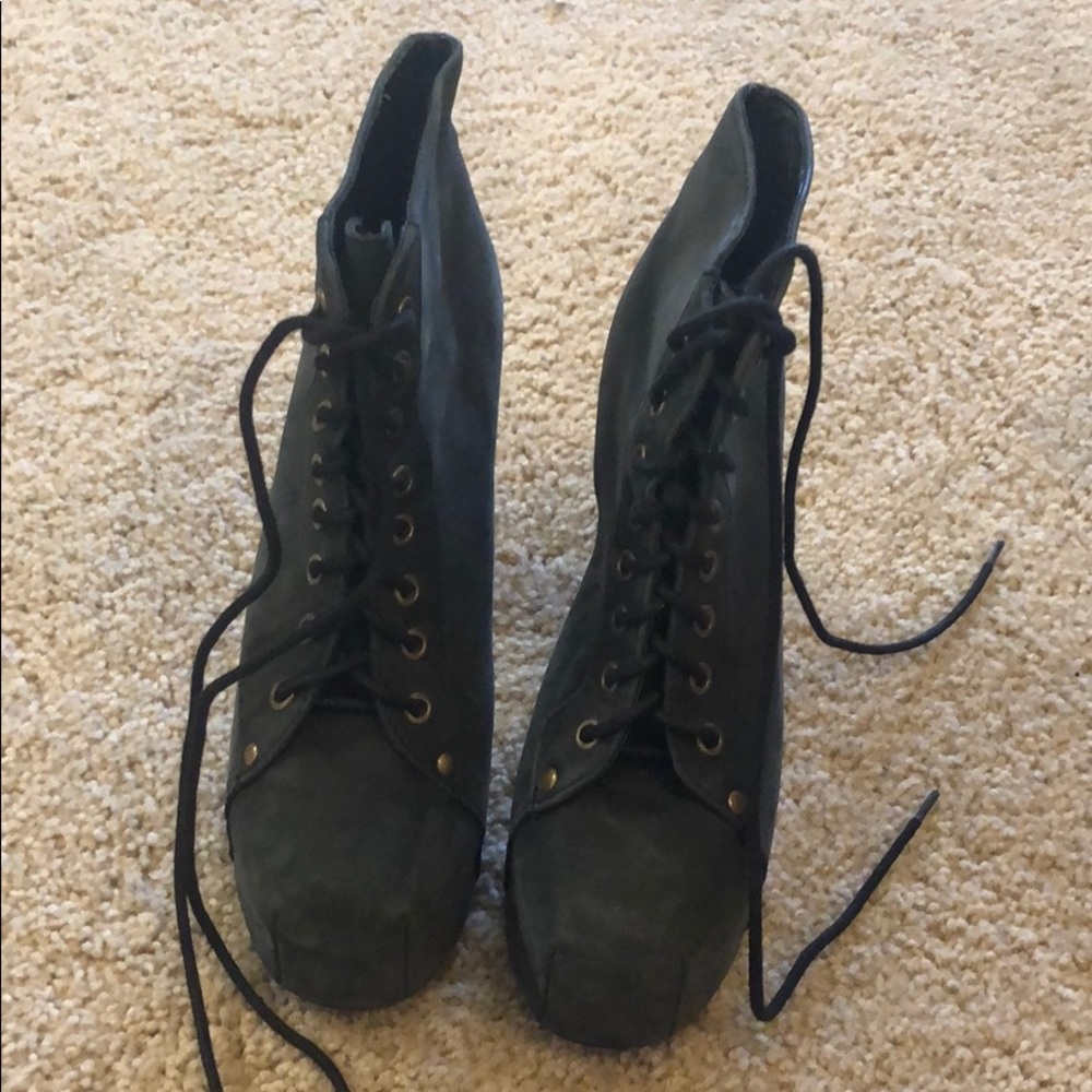 Like new Jeffrey Campbell Lita Booties